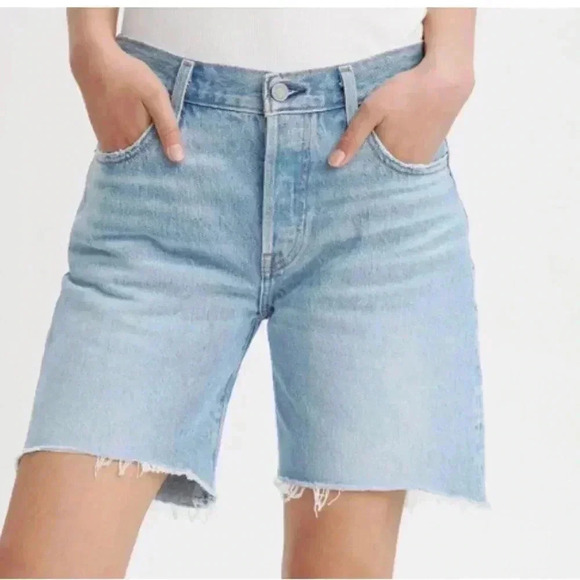 Levi light wash distressed jorts - Picture 1 of 4